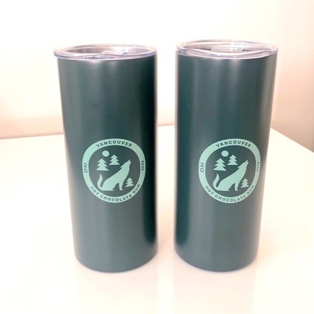 🌲HOST PICK🌲Set of two dark geeen stainless steel travelers mugs NWOT